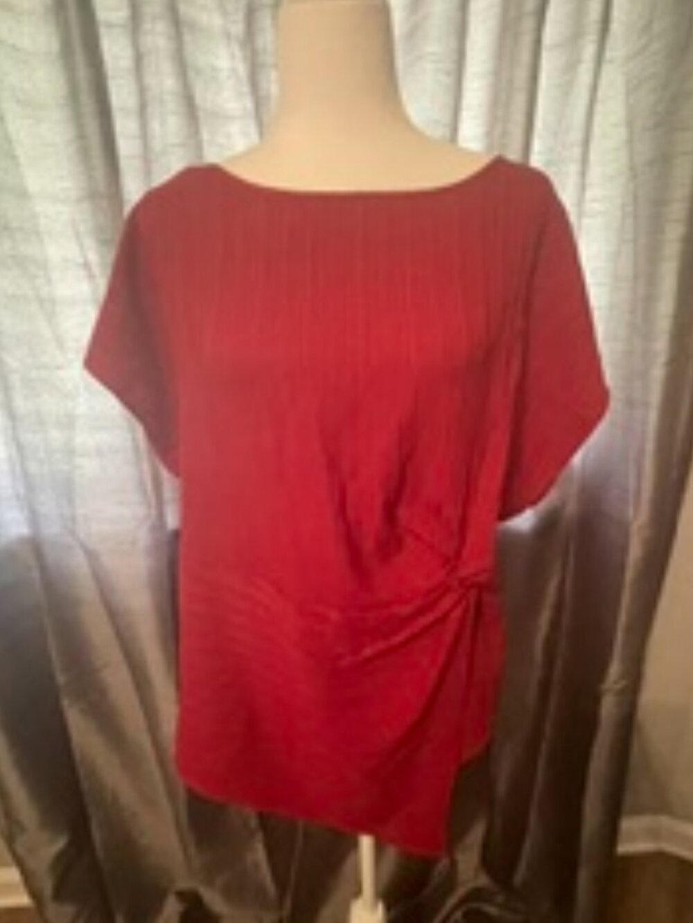 Beautiful XL Dark Red wrap blouse. (24)